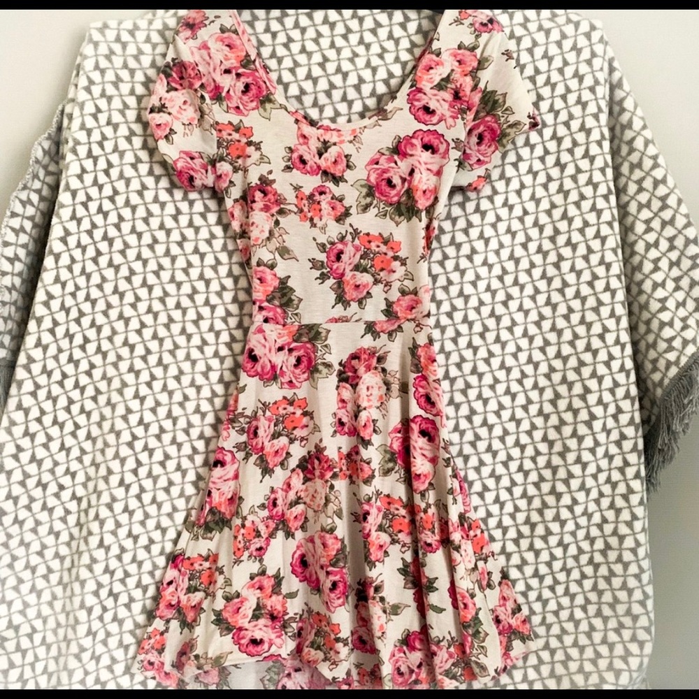 Rue 21 Floral Crisscross back Dress